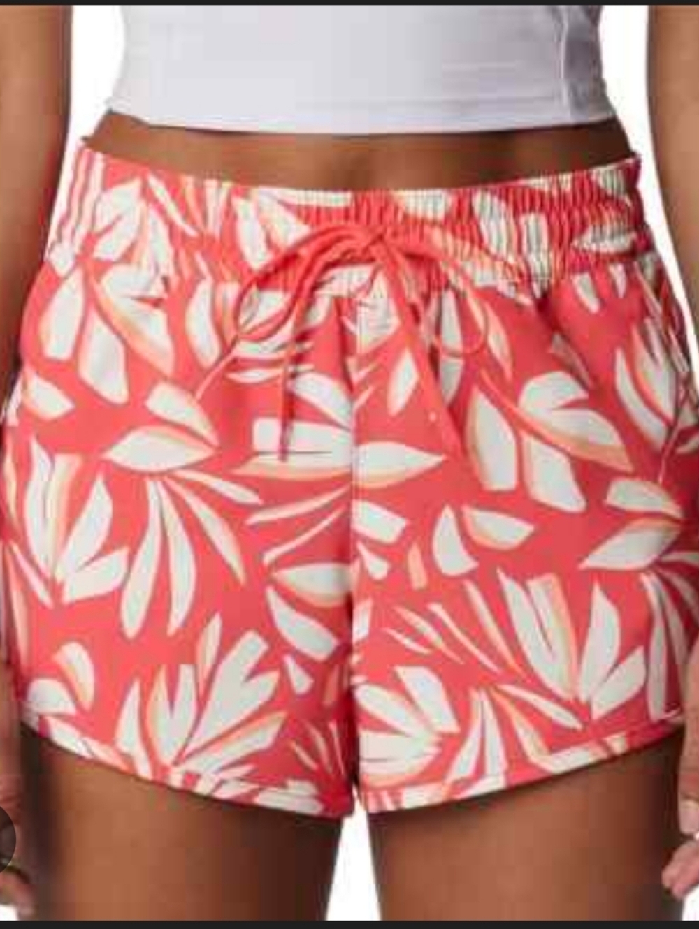 Columbia Womens Coral and White Floral Athletic Shorts Size M